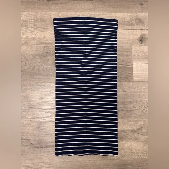 Polo Ralph Lauren Navy Blue and White Stripes Pencil Skirt - Picture 5 of 9